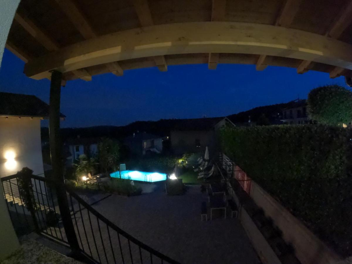 Casa Charlie Lägenhet Arcisate Exteriör bild