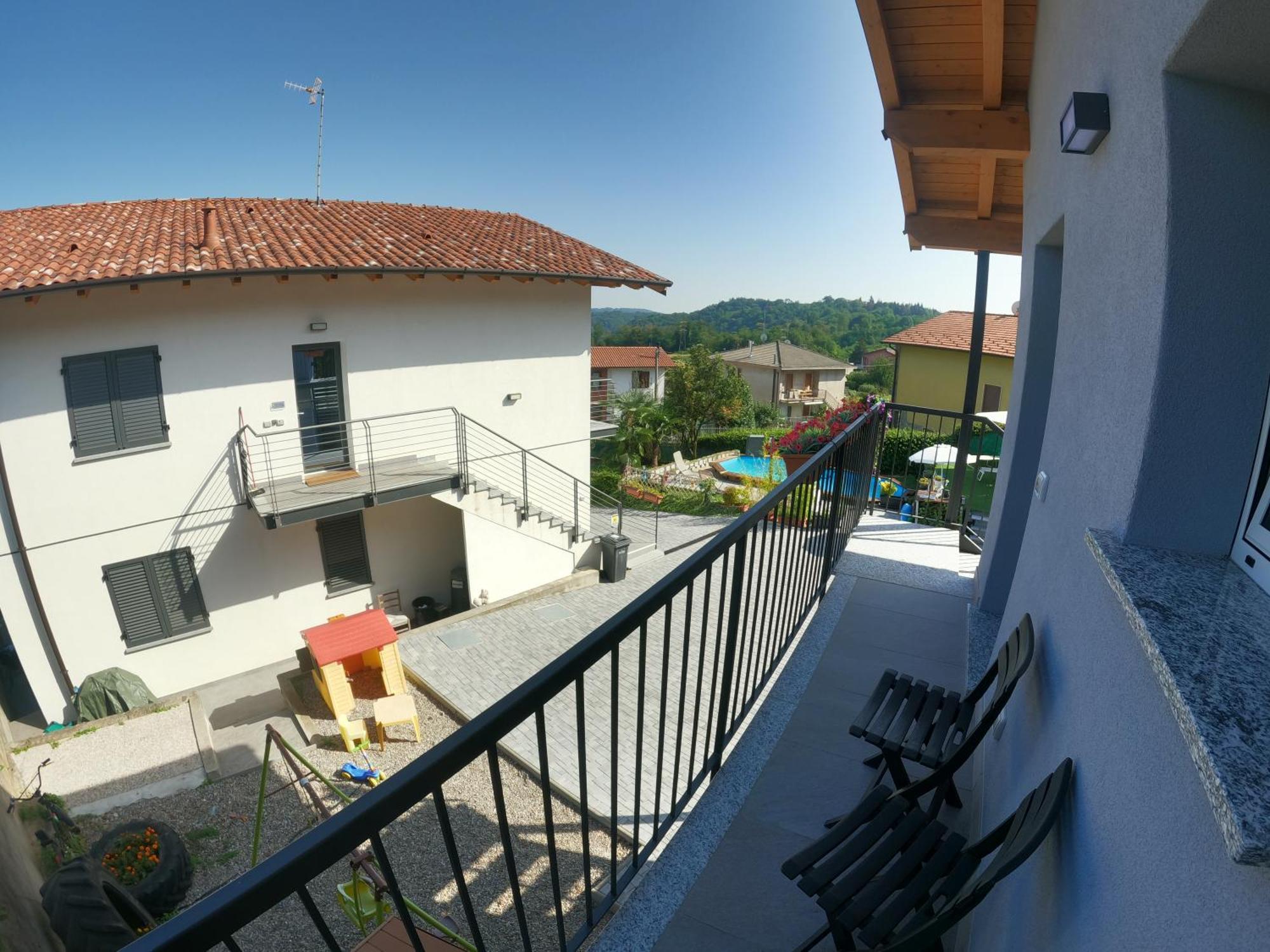 Casa Charlie Lägenhet Arcisate Rum bild
